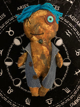 Load image into Gallery viewer, Buzz