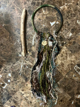 Load image into Gallery viewer, Dread Barrette
