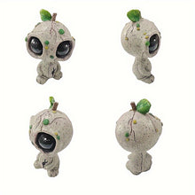 Load image into Gallery viewer, Big Eyed Alien
