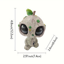 Load image into Gallery viewer, Big Eyed Alien
